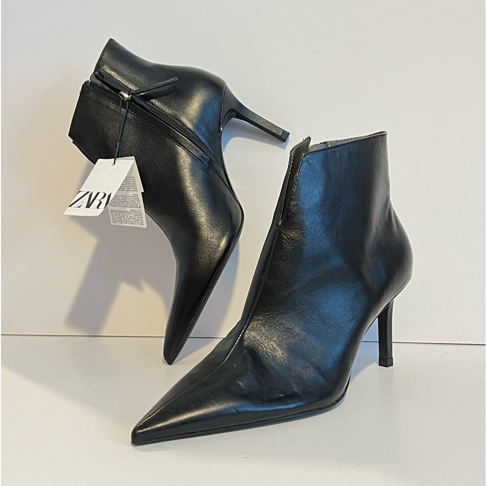 Zara Pointed Two Split Booties
